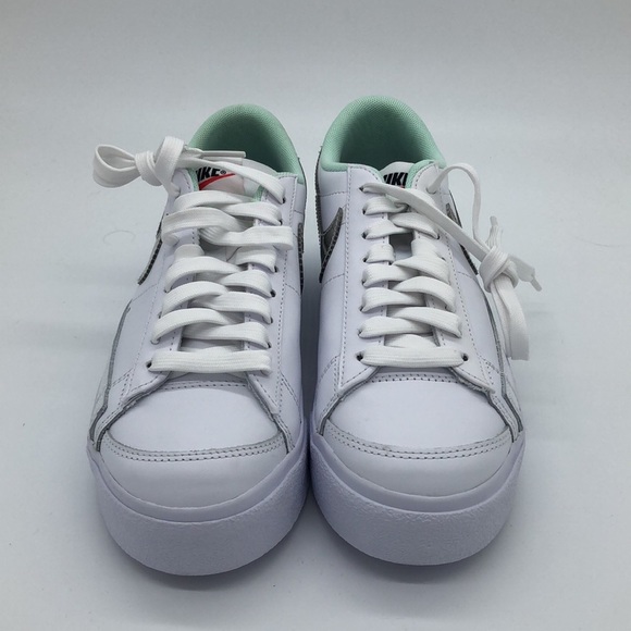 New Nike Blazer Low Platform White Metallic Shoes Womens US DQ7654-100 - Picture 3 of 6